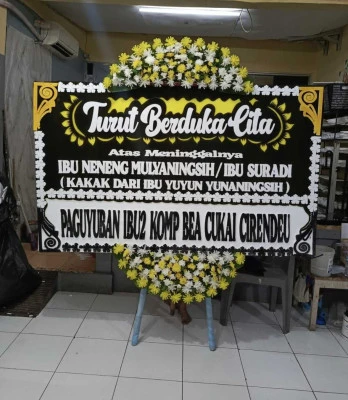 Papan Bunga di Kamasan Klungkung